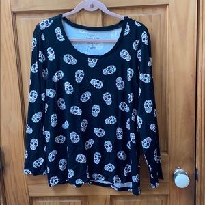 Skull tee